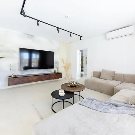 Awesome In With Kitchen Kaštel Stari