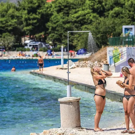 Awesome Home In Kastel Stari With Sauna
